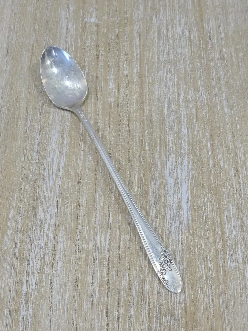 Tudor Plate Queen Bess Iced Tea Spoon Oneida Community Silverplate Flatware